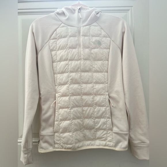 The North Face Thermoball Quarter zip Hooded Pullover - Picture 2 of 7